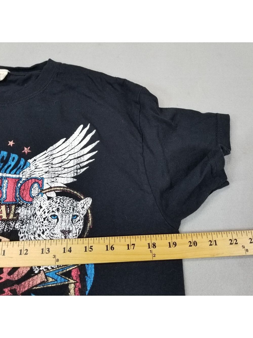American Music Festival Rock And Roll World Tour T-shirt Size Small Black Retro - Picture 4 of 7